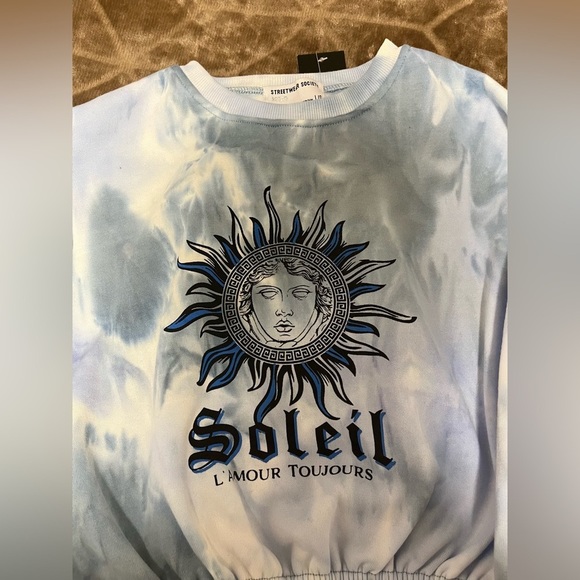 Tye dye blue long sleeve sweater cinched crop top - Picture 2 of 4